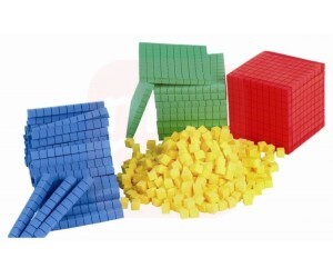 Material Dourado em EVA 111 Peças